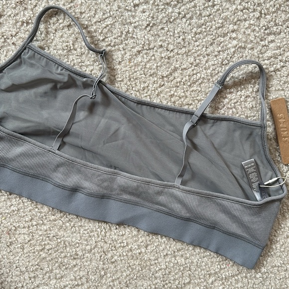 Skims cotton rib scoop bralette - Picture 4 of 4